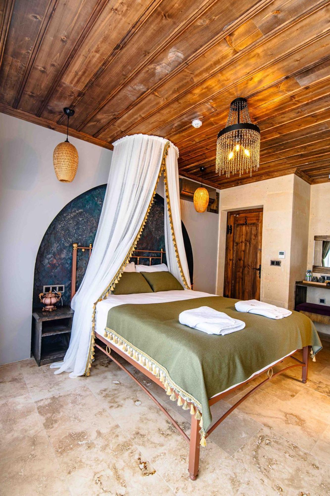 Alika Castle House Hotel Ючхисар Екстериор снимка