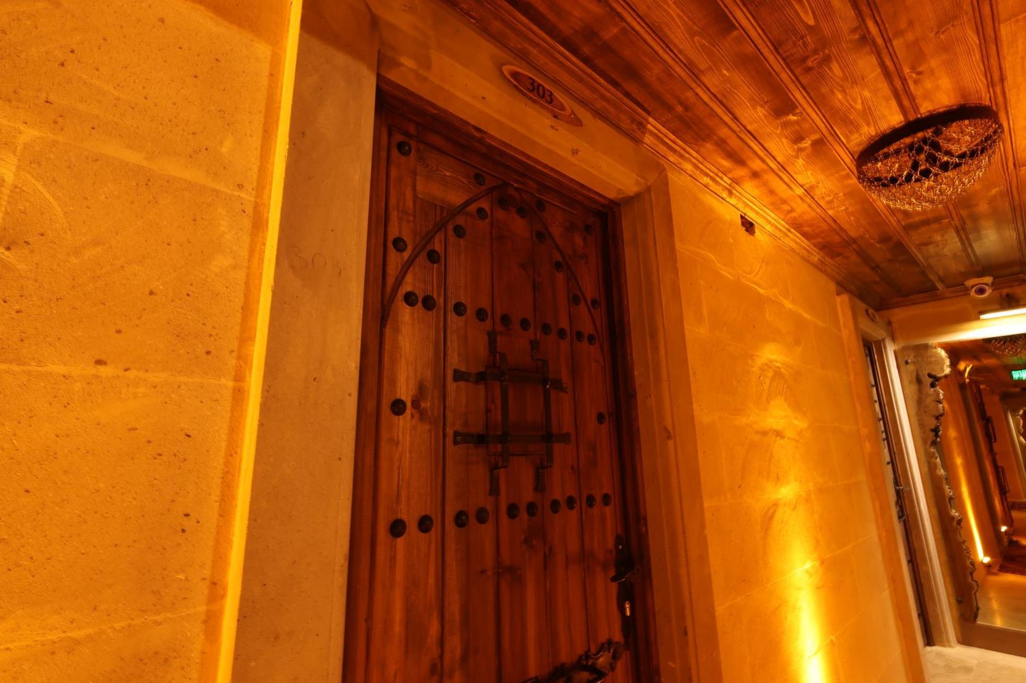 Alika Castle House Hotel Ючхисар Екстериор снимка