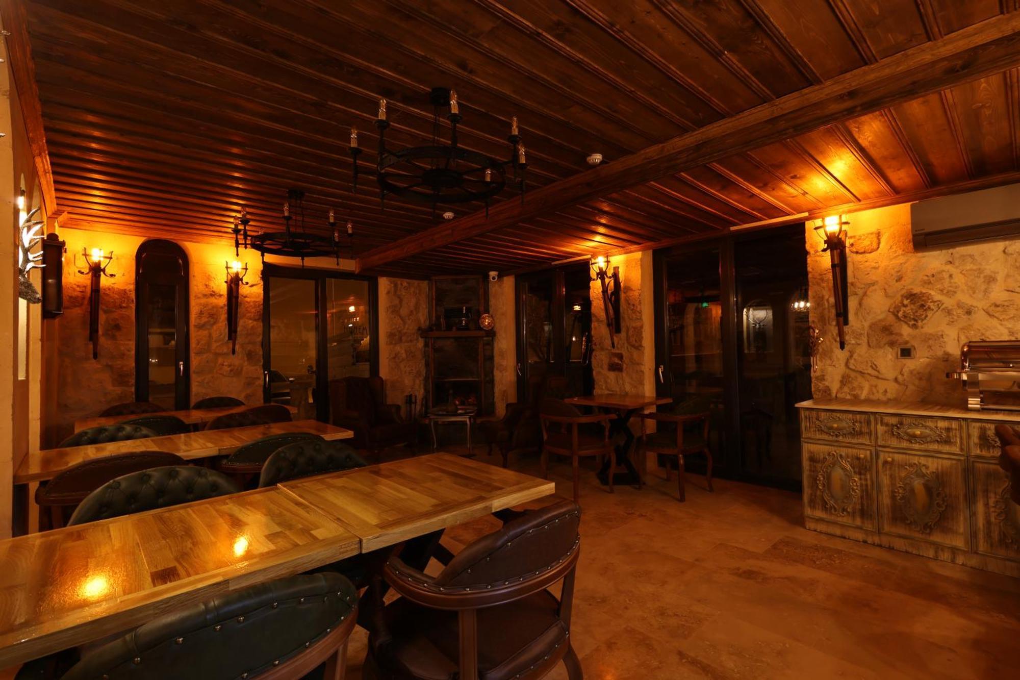 Alika Castle House Hotel Ючхисар Екстериор снимка