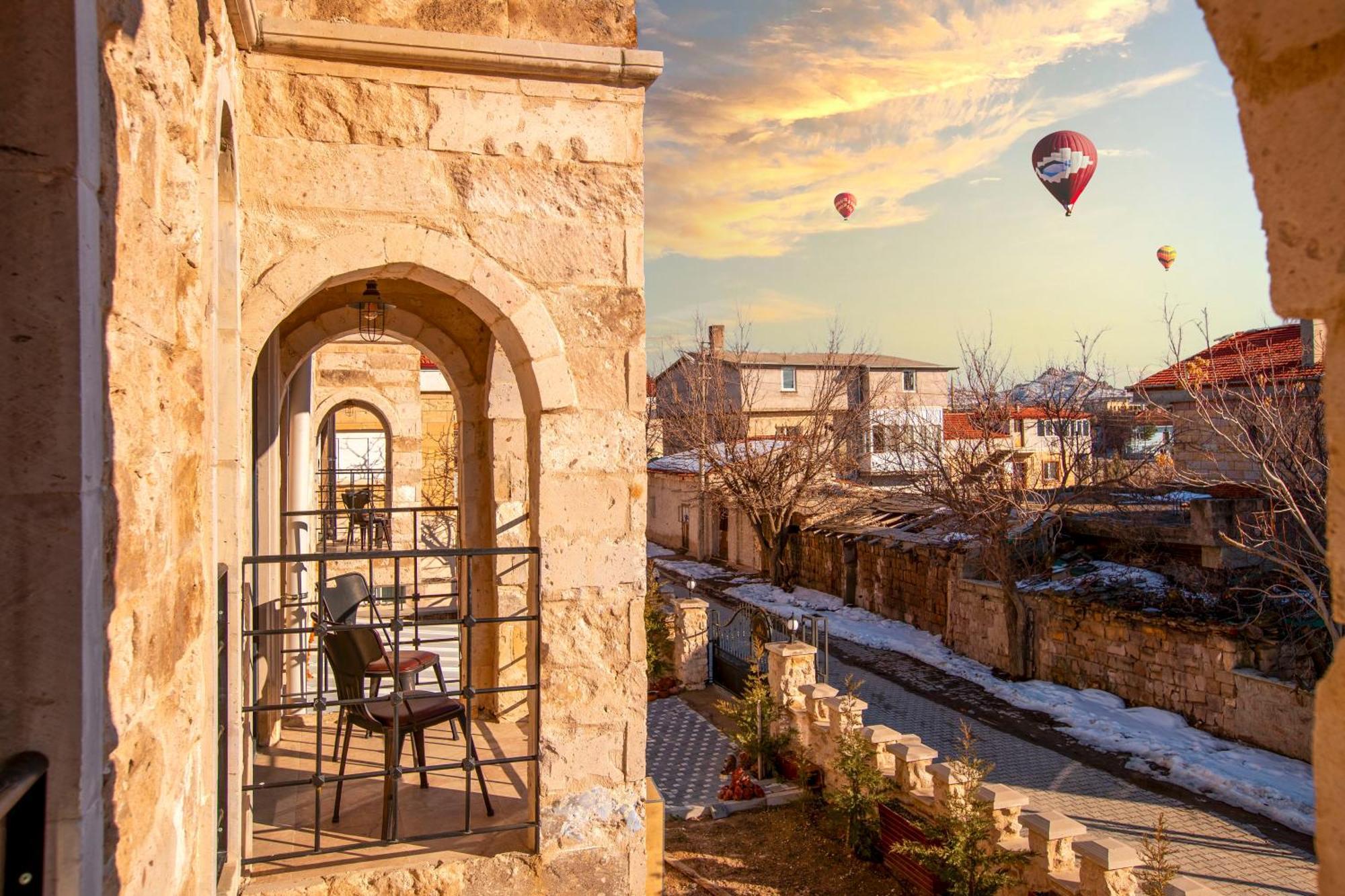 Alika Castle House Hotel Ючхисар Екстериор снимка